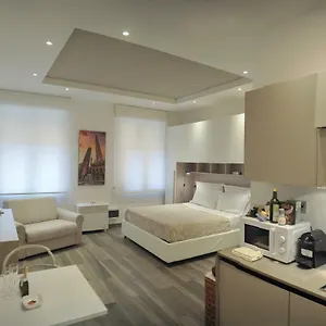 Appartamento Andrea Luxury Strada Maggiore Studio 1, Bologna